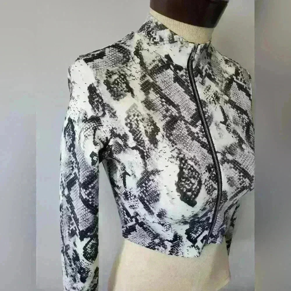 Revamped snakeskin zip  up crop size small - Picture 2 of 6